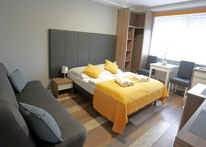 Pod Rozami * Грзибово